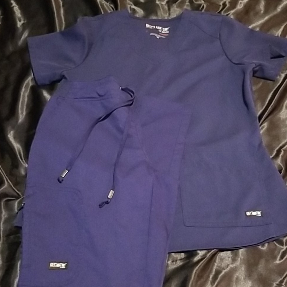 Grey's Anatomy scrub set
